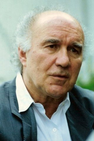 Michel Piccoli, photo 2 of 3