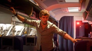 Flight 7500 still 6