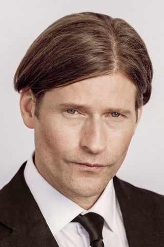 Crispin Glover, photo 3 of 3