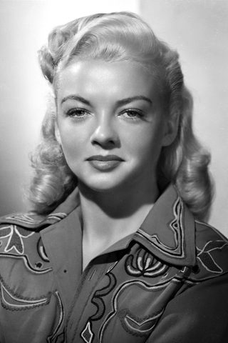 Myrna Dell, photo 1 of 3