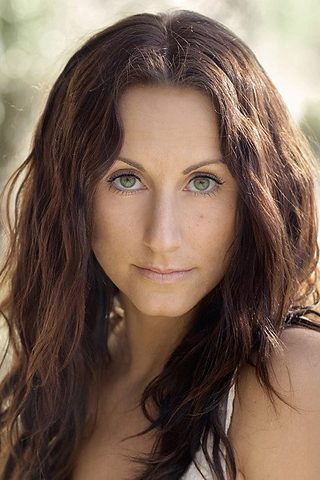 Amanda Barton, photo 1 of 3