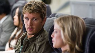 Flight 7500 still 7