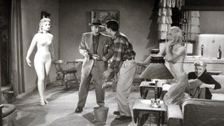 The Astounding She-Monster still 1