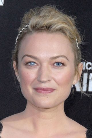 Sophia Myles, photo 3 of 3