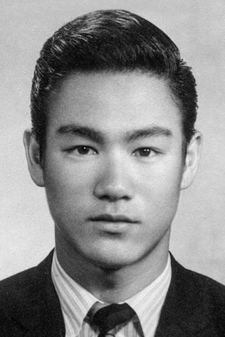 Bruce Lee, photo 2 of 3