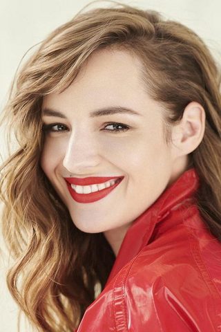 Louise Bourgoin, photo 1 of 3