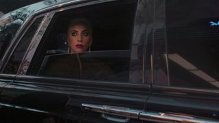 Gaga: Five Foot Two still 5