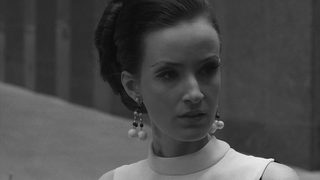 Murder à la Mod still 3