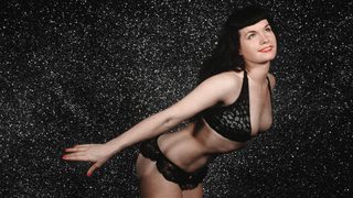 Bettie Page Reveals All still 1
