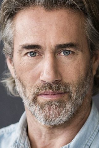 Roy Dupuis, photo 1 of 3