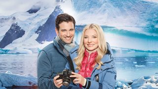 Love on Iceland still 1