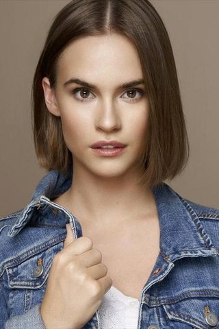 Ema Horvath, photo 1 of 3