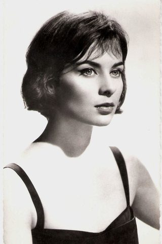 Juliette Mayniel, photo 2 of 3