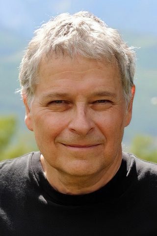 Lawrence Kasdan, photo 2 of 3