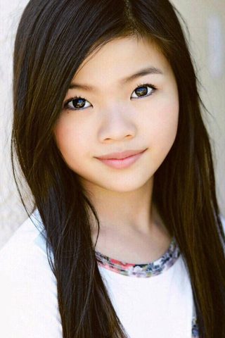 Miya Cech, photo 3 of 3