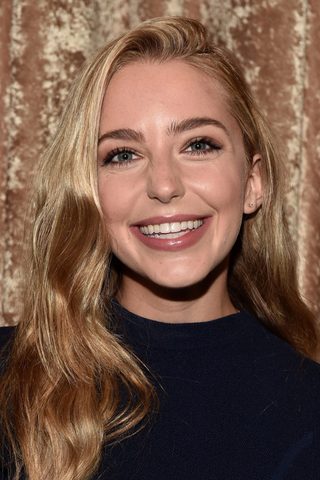 Jessica Rothe, photo 3 of 3