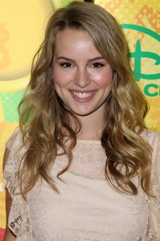 Bridgit Mendler, photo 1 of 3