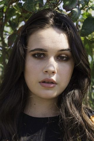 Bea Miller, photo 1 of 3