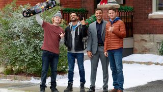 Boyfriends of Christmas Past still 6