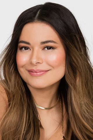Miranda Cosgrove, photo 3 of 3