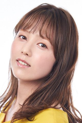 Mika Kikuchi, photo 2 of 3