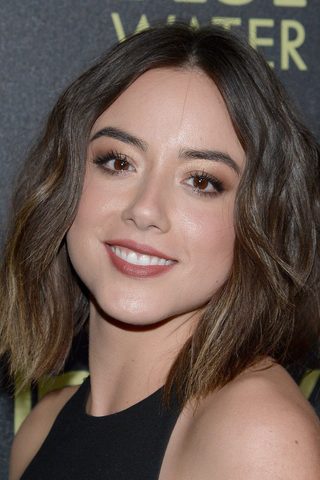 Chloe Bennet, photo 1 of 3