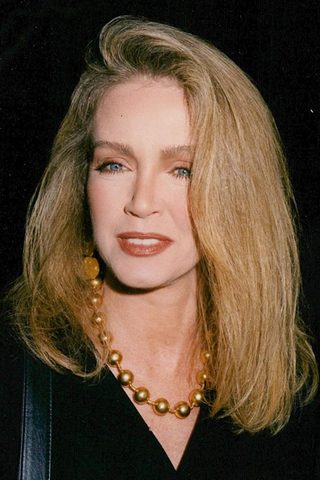 Donna Mills, photo 1 of 3