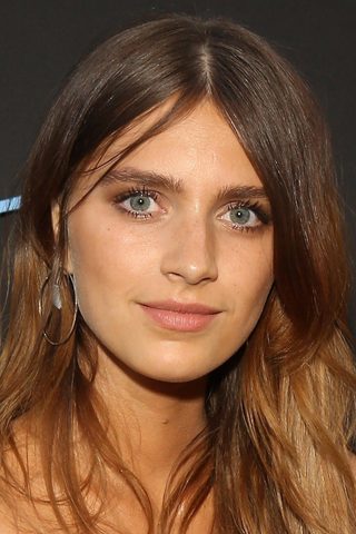 Nell Tiger Free, photo 1 of 3