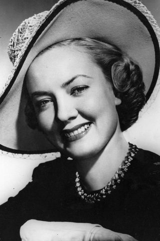 Audrey Totter, photo 1 of 3