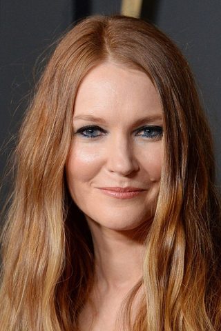 Darby Stanchfield, photo 2 of 3
