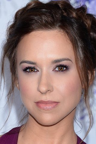 Lacey Chabert, photo 3 of 3