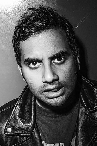 Aziz Ansari, photo 3 of 3