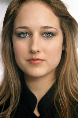 Leelee Sobieski, photo 3 of 3