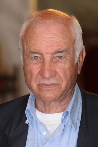 Armin Mueller-Stahl, photo 1 of 3