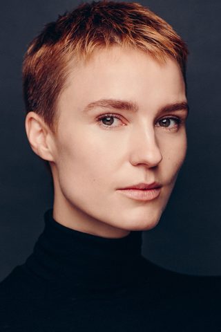 Amanda Collin, photo 2 of 3