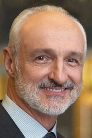 Michael Gross, photo 1 of 3