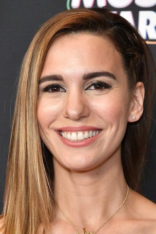 Christy Carlson Romano, photo 2 of 3