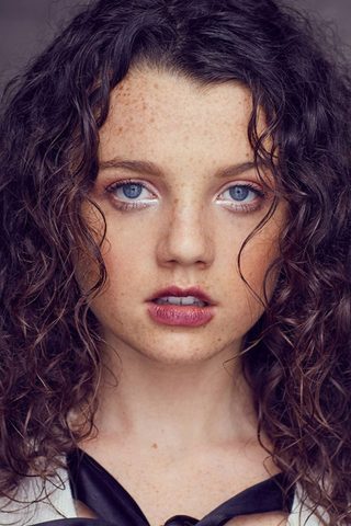 Stefania LaVie Owen, photo 3 of 3