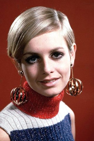 Twiggy, photo 1 of 3
