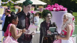 Z-O-M-B-I-E-S 2 still 5
