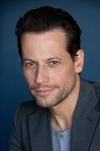 Ioan Gruffudd, photo 3 of 3