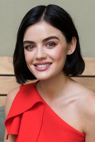 Lucy Hale, photo 2 of 3