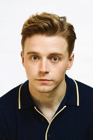 Jack Lowden, photo 2 of 3
