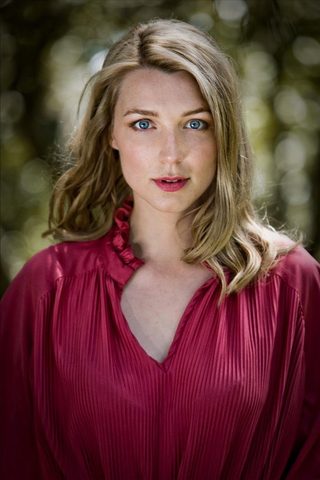Tania Nolan, photo 1 of 3