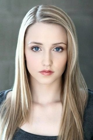 Emily Tennant, photo 3 of 3