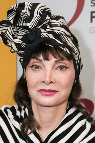 Toni Basil, photo 2 of 3
