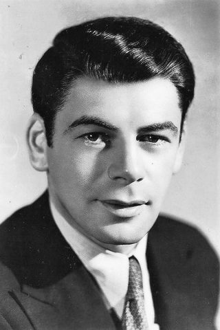 Paul Muni, photo 2 of 3