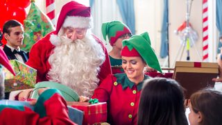 Crown for Christmas still 5