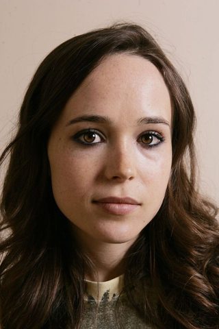 Ellen Page, photo 2 of 3