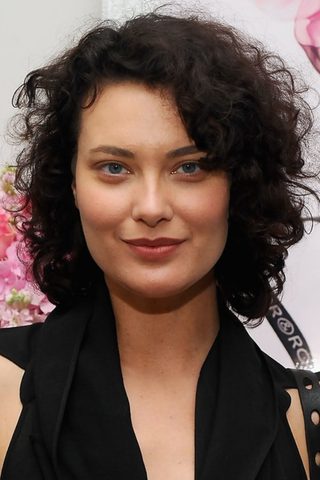 Shalom Harlow, photo 3 of 3